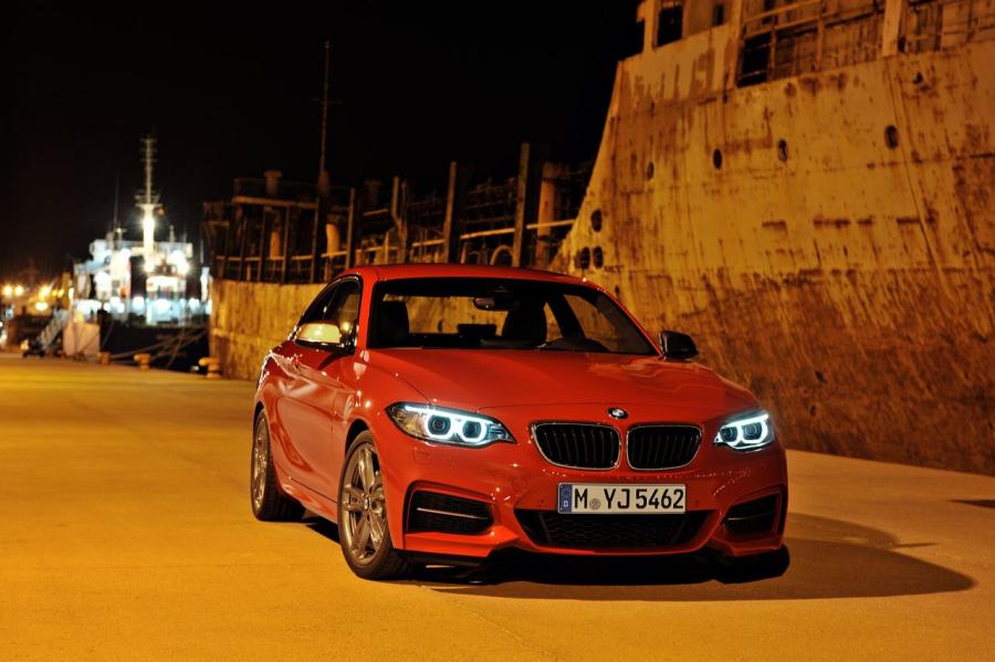  BMW 2-Series Coupe 2014 года  (фото 24 из 24)